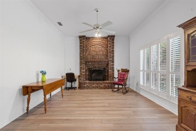 This spacious home features a fresh interior paint job and on De Cordova Bend Country Club in Texas - for sale on GolfHomes.com, golf home, golf lot