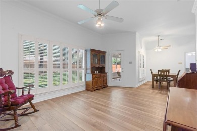 This spacious home features a fresh interior paint job and on De Cordova Bend Country Club in Texas - for sale on GolfHomes.com, golf home, golf lot