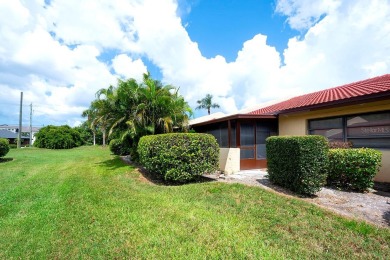 FIXER UPPER. Freshly painted and all carpet removed, it's now on Bradenton Country Club in Florida - for sale on GolfHomes.com, golf home, golf lot