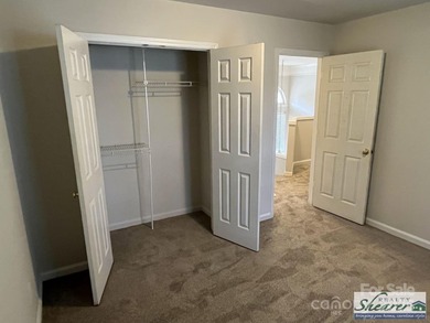 Fantastic 4 bedroom home in highly desired Highland Creek on Highland Creek Golf Club in North Carolina - for sale on GolfHomes.com, golf home, golf lot