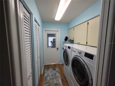 Timber Pines 2 Bedroom Home 2 Full Bathrooms And A Screened 2 on Timber Pines Golf Course in Florida - for sale on GolfHomes.com, golf home, golf lot