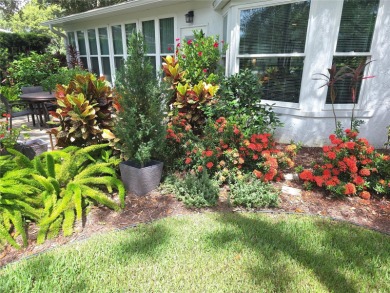 Timber Pines 2 Bedroom Home 2 Full Bathrooms And A Screened 2 on Timber Pines Golf Course in Florida - for sale on GolfHomes.com, golf home, golf lot