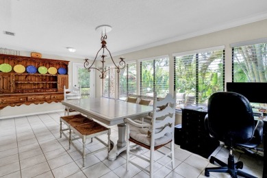 Detached home in beautiful Golf Community.  This 2bd, 2bath 2 on Bent Pine Golf Club in Florida - for sale on GolfHomes.com, golf home, golf lot