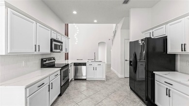 Seller is offering $5,000 toward buyer's closing costs!!! A on Oaks National Golf Course in Florida - for sale on GolfHomes.com, golf home, golf lot