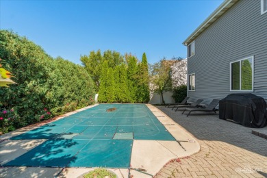 Meticulously maintained home with loft & inground Pool, this one on Carillon Lakes 3 Hole Course in Illinois - for sale on GolfHomes.com, golf home, golf lot