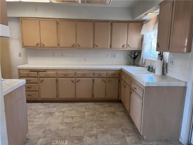 Welcome to 28912 Murrieta Rd! 1098 sq. ft. single-story 2 on Cherry Hills Golf Club in California - for sale on GolfHomes.com, golf home, golf lot