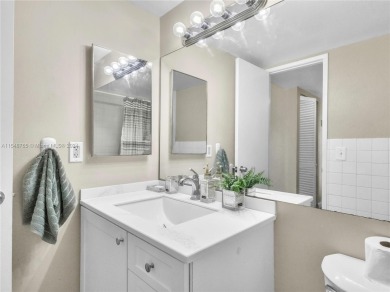 3-bed, 2-bath, 1275 sqft townhouse with low HOA in Fontainebleau on Fontainebleau Golf Course in Florida - for sale on GolfHomes.com, golf home, golf lot