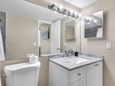 3-bed, 2-bath, 1275 sqft townhouse with low HOA in Fontainebleau on Fontainebleau Golf Course in Florida - for sale on GolfHomes.com, golf home, golf lot