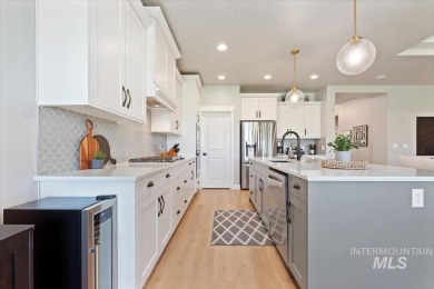 Stunning home on the 17th fairway of Red Hawk golf course! A on Hunters Point Golf Club in Idaho - for sale on GolfHomes.com, golf home, golf lot
