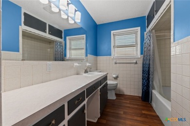 Nestled in an inviting and established neighborhood, this on Sammons Golf Links in Texas - for sale on GolfHomes.com, golf home, golf lot