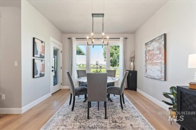Stunning home on the 17th fairway of Red Hawk golf course! A on Hunters Point Golf Club in Idaho - for sale on GolfHomes.com, golf home, golf lot