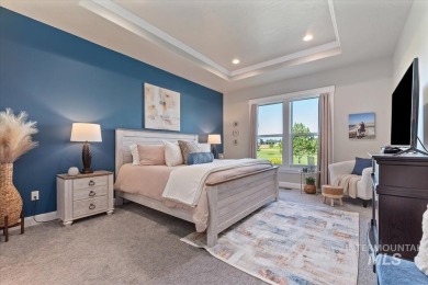 Stunning home on the 17th fairway of Red Hawk golf course! A on Hunters Point Golf Club in Idaho - for sale on GolfHomes.com, golf home, golf lot