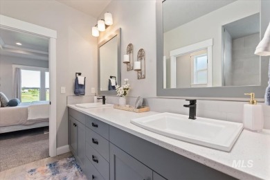 Stunning home on the 17th fairway of Red Hawk golf course! A on Hunters Point Golf Club in Idaho - for sale on GolfHomes.com, golf home, golf lot