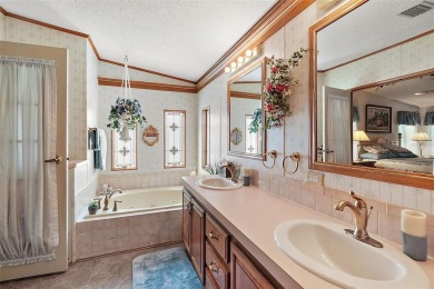 An Affordable Find in a Fantastic Community;This 1990 Palm on Plantation Golf Club in Florida - for sale on GolfHomes.com, golf home, golf lot
