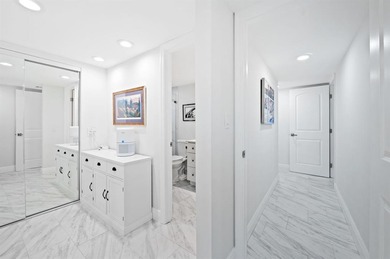 OAKS WAY*BUILDING 115*BEST OF THE BEST KING! Located on the 5TH on Palm-Aire Country Club and Resort - The Oaks in Florida - for sale on GolfHomes.com, golf home, golf lot