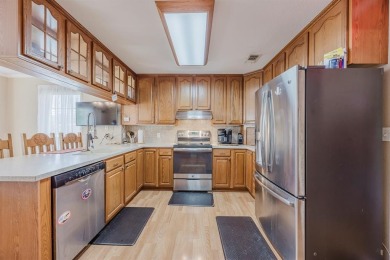 PRICED BELOW RECENT APPRAISED VALUE! Welcome to your private on Lake Kiowa Golf Course in Texas - for sale on GolfHomes.com, golf home, golf lot