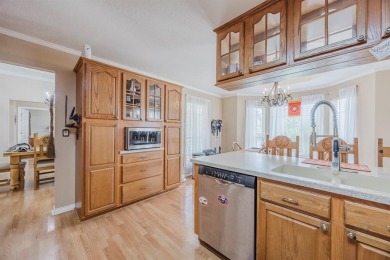 PRICED BELOW RECENT APPRAISED VALUE! Welcome to your private on Lake Kiowa Golf Course in Texas - for sale on GolfHomes.com, golf home, golf lot