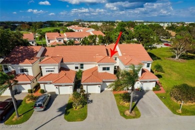 Welcome home- this 3 bedroom 2 bath golf villa located in the on Seven Lakes Golf and Tennis Community in Florida - for sale on GolfHomes.com, golf home, golf lot