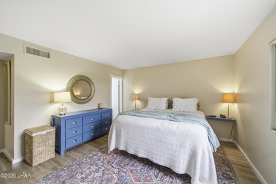 Welcome to 397 Hagen Way, an exceptional luxury villa perfectly on London Bridge Golf Course in Arizona - for sale on GolfHomes.com, golf home, golf lot