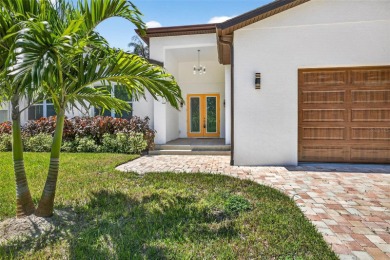 One or more photo(s) has been virtually staged. Welcome to your on Temple Terrace Golf and Country Club in Florida - for sale on GolfHomes.com, golf home, golf lot