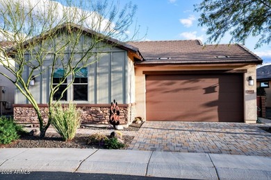 Panoramic mountain views! 1709 sq ft 2BD + den, 2BA home on Wickenburg Ranch Golf Course in Arizona - for sale on GolfHomes.com, golf home, golf lot