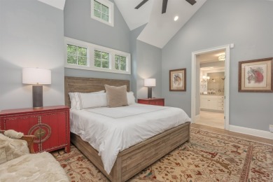 Amazing and unique National Village Townhome with fully updated on Reynolds Lake Oconee - The Oconee in Georgia - for sale on GolfHomes.com, golf home, golf lot