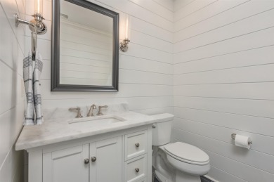 Amazing and unique National Village Townhome with fully updated on Reynolds Lake Oconee - The Oconee in Georgia - for sale on GolfHomes.com, golf home, golf lot