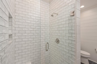 Amazing and unique National Village Townhome with fully updated on Reynolds Lake Oconee - The Oconee in Georgia - for sale on GolfHomes.com, golf home, golf lot