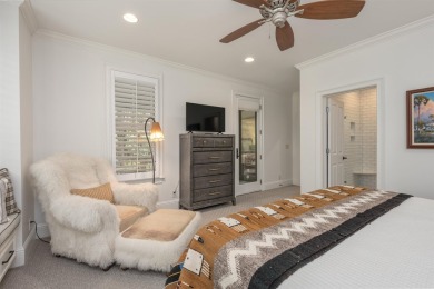 Amazing and unique National Village Townhome with fully updated on Reynolds Lake Oconee - The Oconee in Georgia - for sale on GolfHomes.com, golf home, golf lot