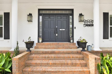 Welcome to this expansive 6-bedroom, 4.5-bath home perfectly on The Golf Club of the Wharf in Alabama - for sale on GolfHomes.com, golf home, golf lot