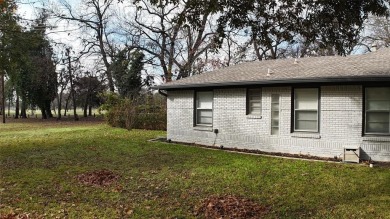 Wonderful home with updated kitchen, conveniently located near on Keeton Park Golf Course in Texas - for sale on GolfHomes.com, golf home, golf lot