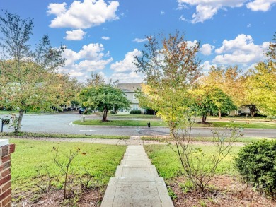 PRIME LOCATION ALERT! This lovely 3 BDRM, 2.5 BATH, *MOVE-IN on Birkdale Golf Club in North Carolina - for sale on GolfHomes.com, golf home, golf lot