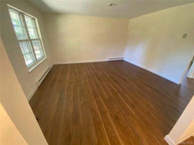 Welcome to 393 A Woodbridge Dr. nestled in desirable 55+ 24 hour on Leisure Village Golf Course in New York - for sale on GolfHomes.com, golf home, golf lot