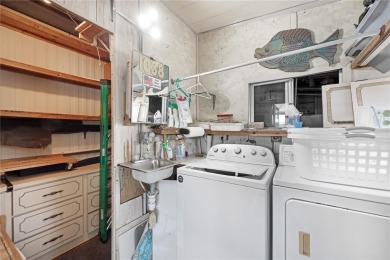 This beautifully maintained 2-bedroom, 2-bath home is located in on Maple Leaf Golf and Country Club in Florida - for sale on GolfHomes.com, golf home, golf lot