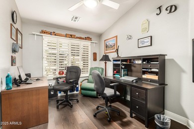 Timeless, BRICK PAVED DRIVEWAY leads you to this LOVELY, move-in on Oakwood Golf Club  in Arizona - for sale on GolfHomes.com, golf home, golf lot