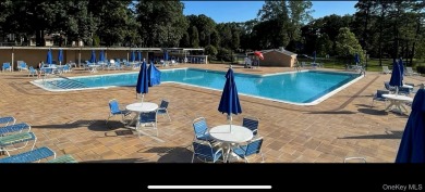 Welcome to 393 A Woodbridge Dr. nestled in desirable 55+ 24 hour on Leisure Village Golf Course in New York - for sale on GolfHomes.com, golf home, golf lot