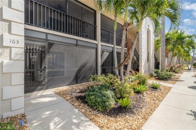 Seller says make a deal!  Best price on end unit in Kelly on Kelly Greens Golf and Country Club in Florida - for sale on GolfHomes.com, golf home, golf lot