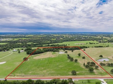 Beautiful acreage in prime location. With almost 900 ft of road on Decatur Golf and Country Club in Texas - for sale on GolfHomes.com, golf home, golf lot