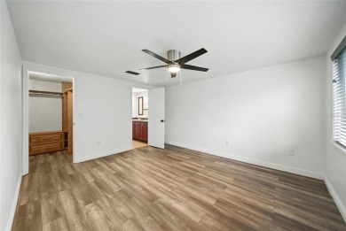 Lovely and spacious, this 2-bedroom, 2-bathroom home with a on Beacon Woods Golf Club in Florida - for sale on GolfHomes.com, golf home, golf lot