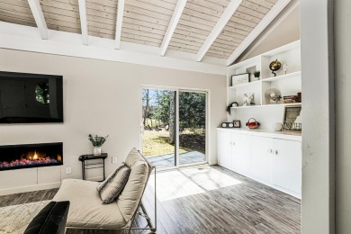 4-bedroom, 3-bath contemporary home on 1.04+/- AC overlooking on Eastman Golf Links in New Hampshire - for sale on GolfHomes.com, golf home, golf lot