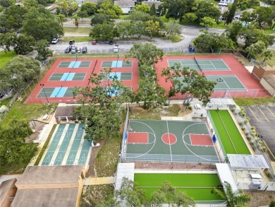 Lovely and spacious, this 2-bedroom, 2-bathroom home with a on Beacon Woods Golf Club in Florida - for sale on GolfHomes.com, golf home, golf lot