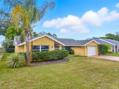 Lovely and spacious, this 2-bedroom, 2-bathroom home with a on Beacon Woods Golf Club in Florida - for sale on GolfHomes.com, golf home, golf lot