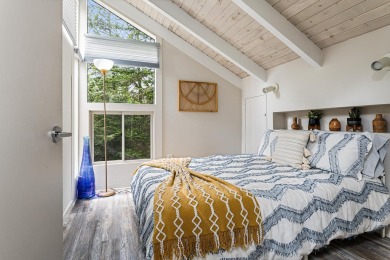 4-bedroom, 3-bath contemporary home on 1.04+/- AC overlooking on Eastman Golf Links in New Hampshire - for sale on GolfHomes.com, golf home, golf lot