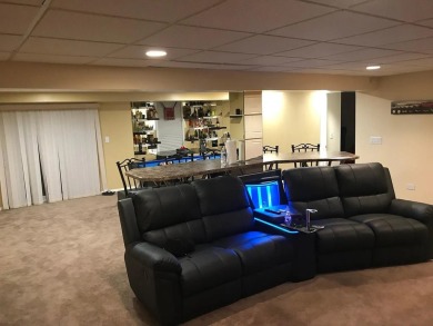 Start your next chapter here! You will fall in love with this on Schaumburg Golf Club in Illinois - for sale on GolfHomes.com, golf home, golf lot