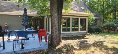 Welcome to the 18th hole of the Royal golf course.  This 2300 sq on Canadian Lakes Country Club-The Royal Course in Michigan - for sale on GolfHomes.com, golf home, golf lot