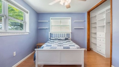 Welcome home to a warm and inviting 3-bed, 2-bath residence on Cooper Colony Country Club in Florida - for sale on GolfHomes.com, golf home, golf lot