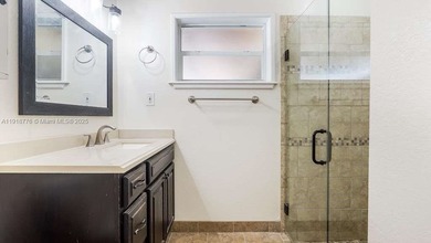 Welcome home to a warm and inviting 3-bed, 2-bath residence on Cooper Colony Country Club in Florida - for sale on GolfHomes.com, golf home, golf lot