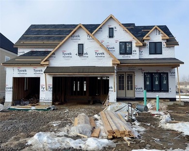 Edgewood Homes' new model/spec home that offers nearly 4600 on Red Tail Golf Club in Ohio - for sale on GolfHomes.com, golf home, golf lot