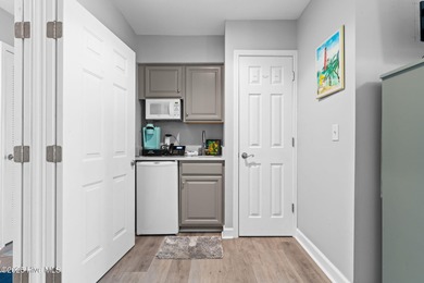 PRIME LOCATION! This 1st Floor End Unit is a true showstopper on Brunswick Plantation and Golf Resorts in North Carolina - for sale on GolfHomes.com, golf home, golf lot