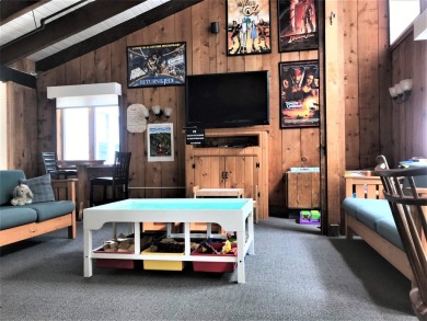 Log Home Lovers, this is your chance to have a circa 2003 log on Hermitage Club Golf Course in Vermont - for sale on GolfHomes.com, golf home, golf lot